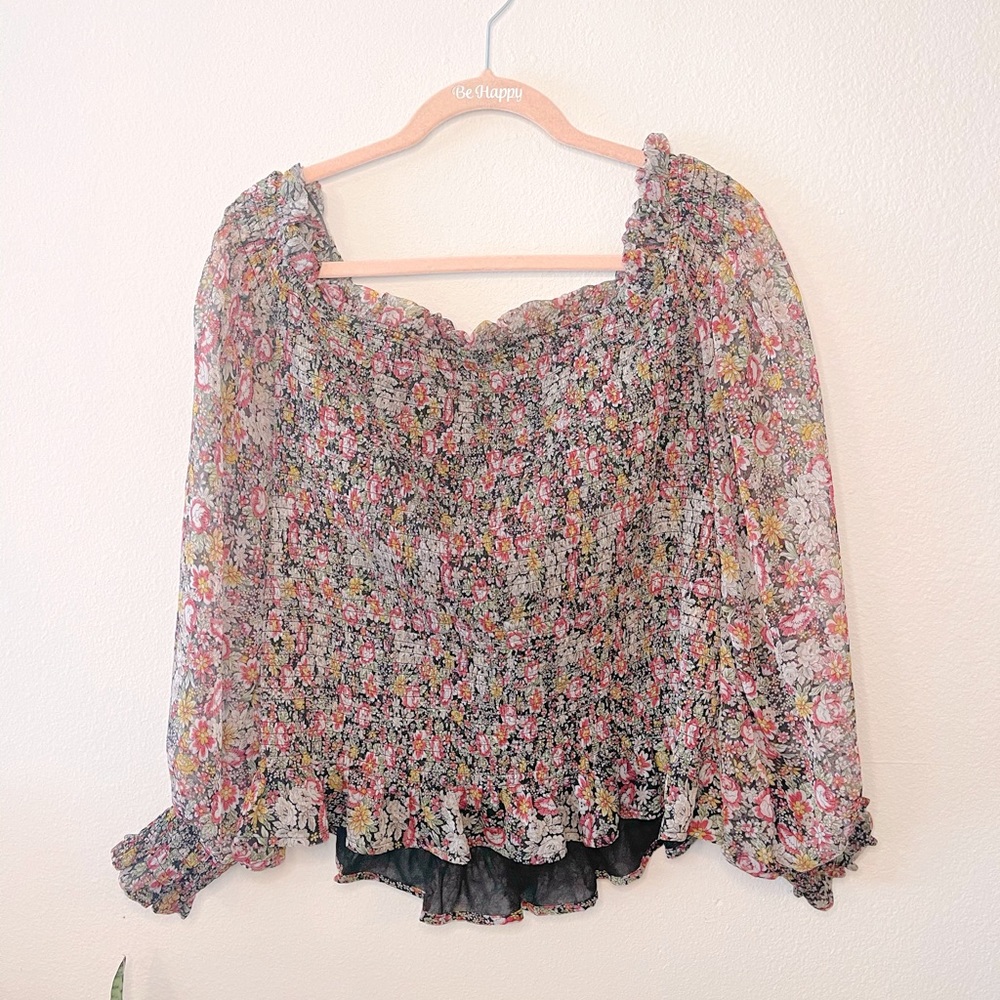 Plus size cropped off the shoulder floral top